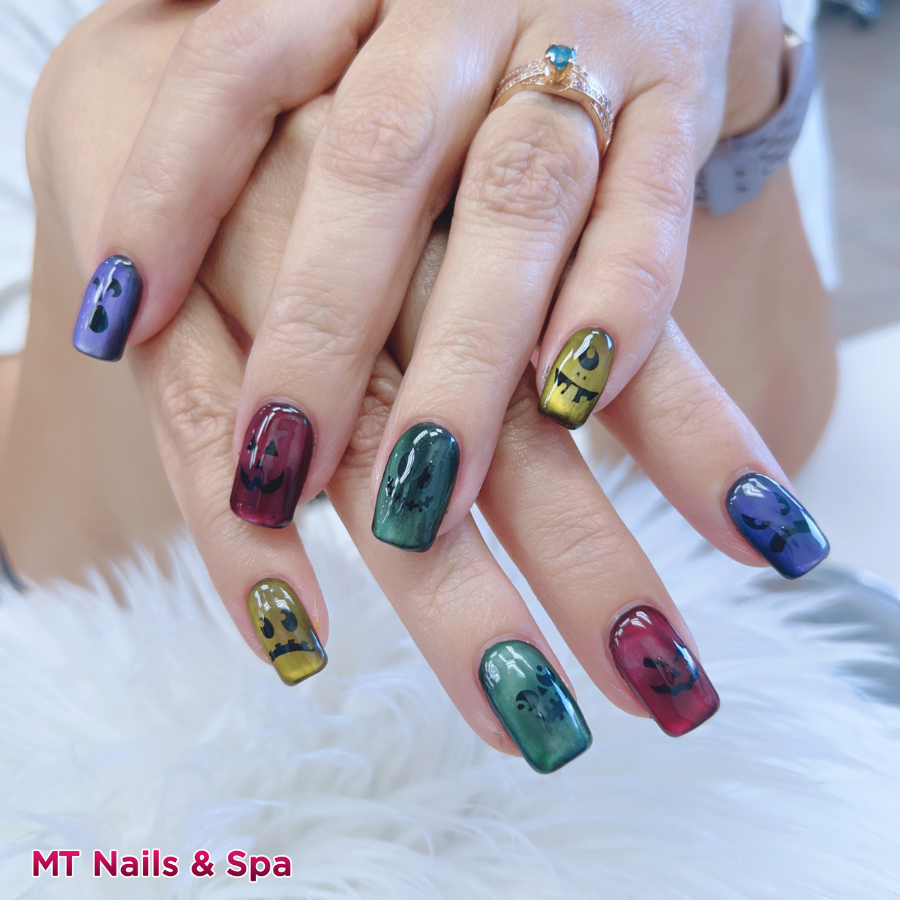 MT Nails & Spa nail photo 8